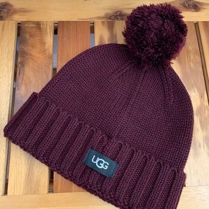 UGG Rib-Knit Pom-Pom Beanie